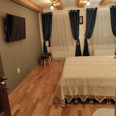 Apartment Evelyn's Place Brasov